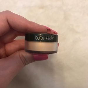 Laura Mercier Glow Translucent Setting Powder Mini